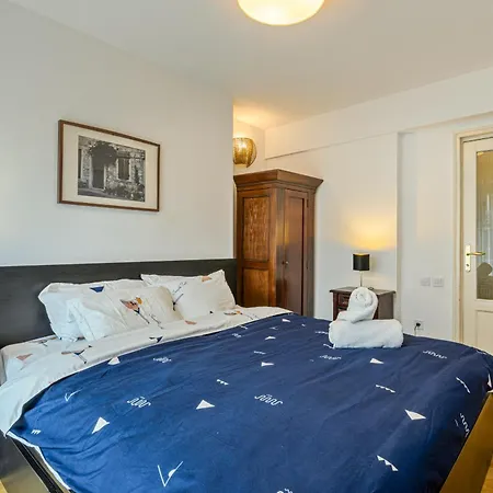 Ultracentral With Downtown View & Self Check-in * Βουκουρέστι
