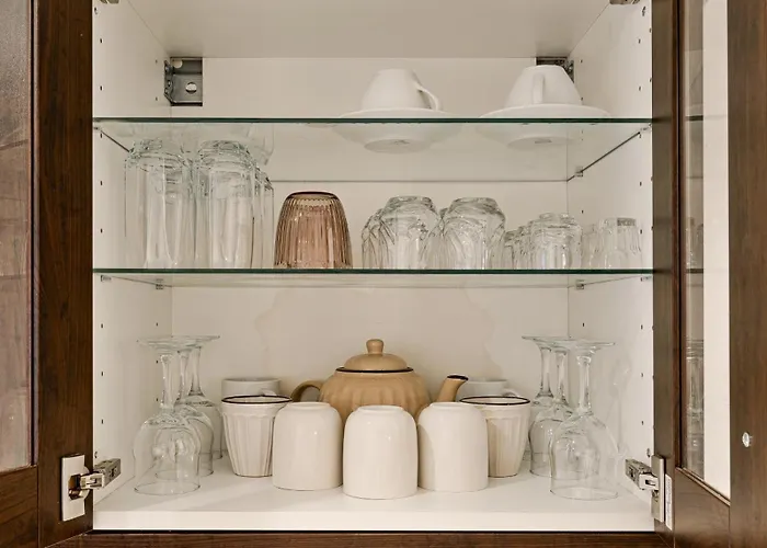 Ultracentral With Downtown View & Self Check-in